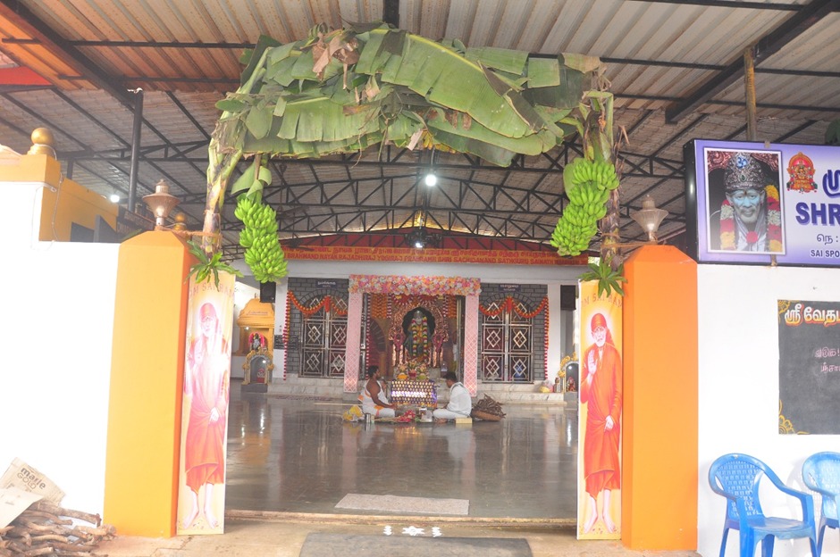 Procession with Rama idol
